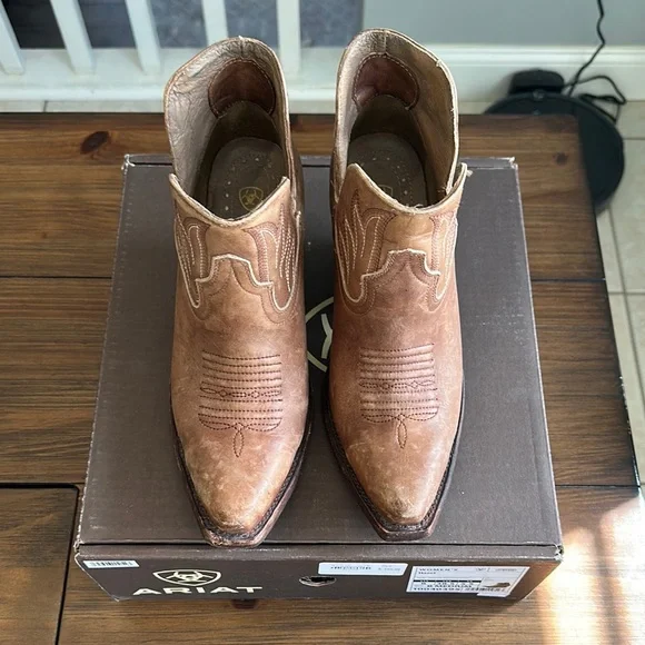 Ariat Tan Western Ankle Booties - Picture 4 of 7